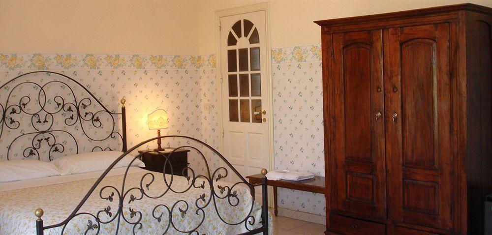 B&B Dolce Casa Syracuse Buitenkant foto